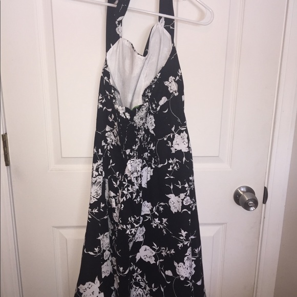 Rock-a-billy dress - Picture 2 of 4